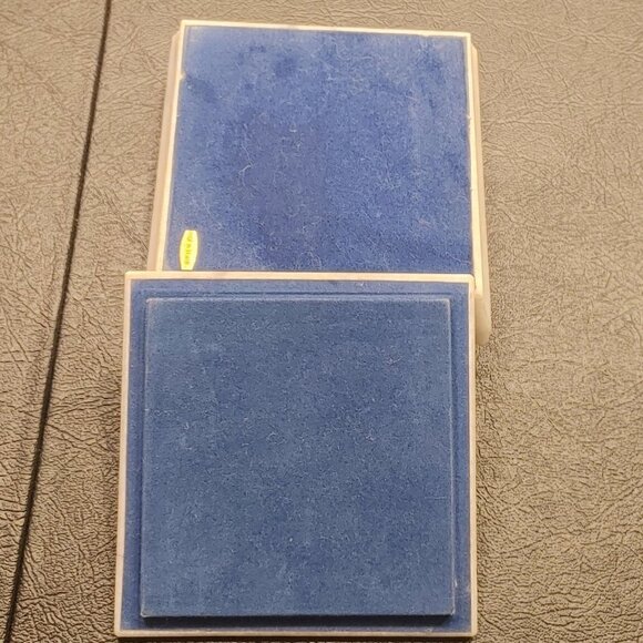 Pemberton Oakes Donald Zolan Tiny Treasures Marble Trinket Box - Picture 4 of 7